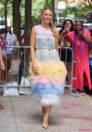 Full leaked Blake lively private photo