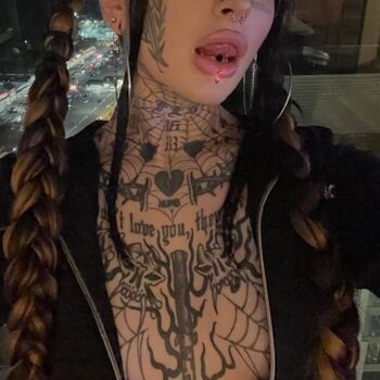 Full leaked Bleedcarson private photo