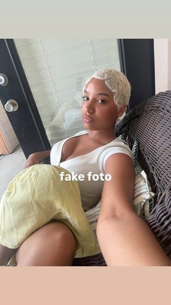Full leaked Bllessiingss private photo
