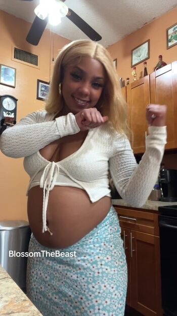 bloatedbellyqueen2.0