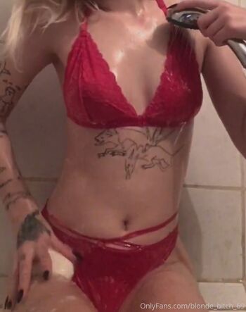 Full leaked Blonde bitch private photo
