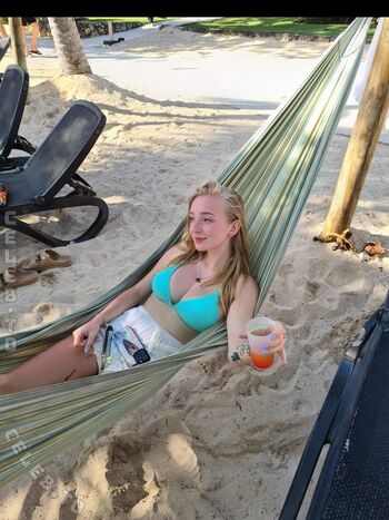 Full leaked Blonde vivi private onlyfans photo