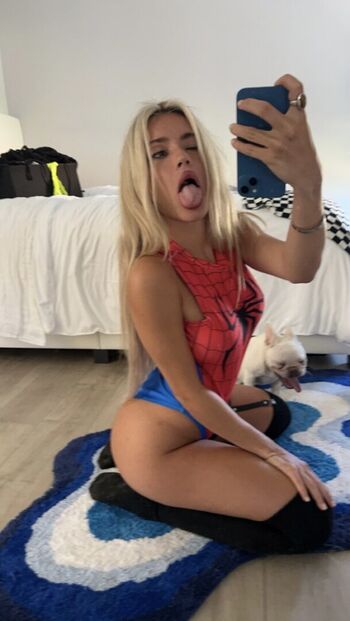 Full leaked Blondemauigirl private photo