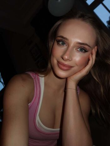 Blondinka Drive Angelina