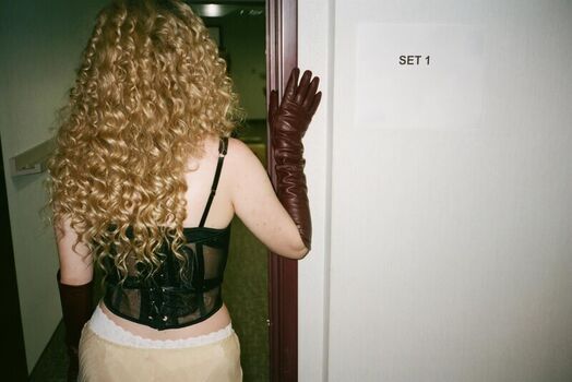 Full leaked Blondshell private photo