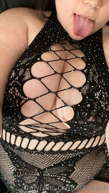 Full leaked Bloomyglm private onlyfans photo