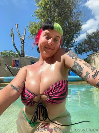 Full leaked Blossy blue vip page private onlyfans photo