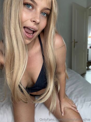Full leaked Blue aby private onlyfans photo