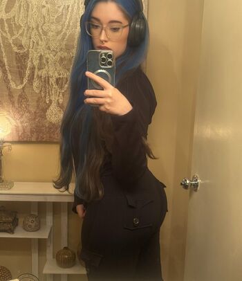 Full leaked Bluecromwyll page private onlyfans photo