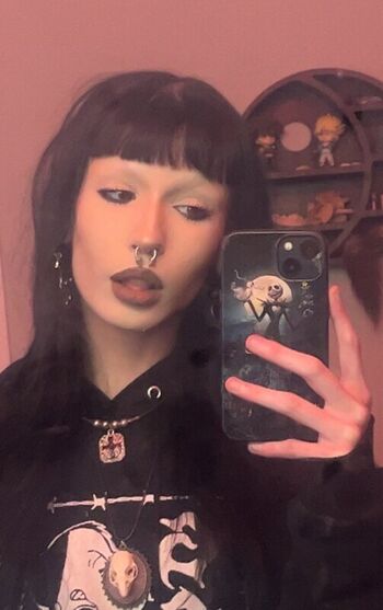 Full leaked Bluntghoul private photo
