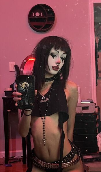 Full leaked Bluntghoul private photo