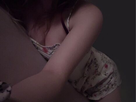 Full leaked Blushingsora private onlyfans photo