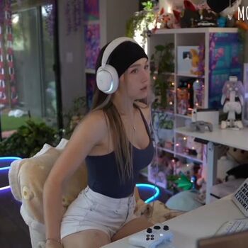 Full leaked Blutube private photo