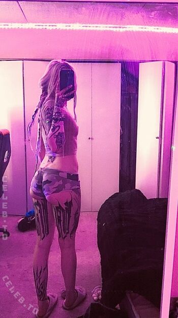 Full leaked Blxckheartt private onlyfans photo