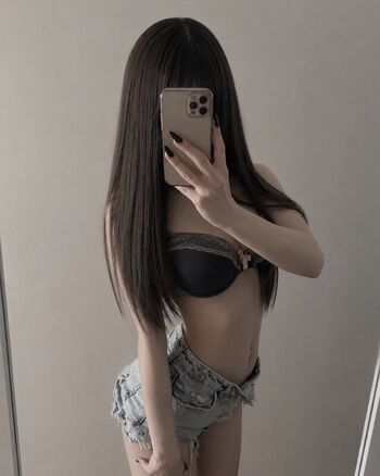 Full leaked Bnniesxo private photo