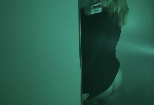 Full leaked Bnuuyxo private onlyfans photo