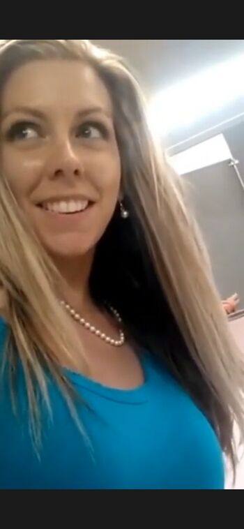 Full leaked Bobbie moore page private photo