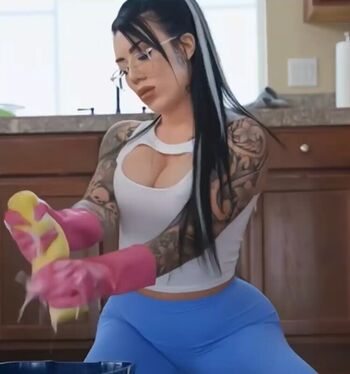 Bobbie Moore