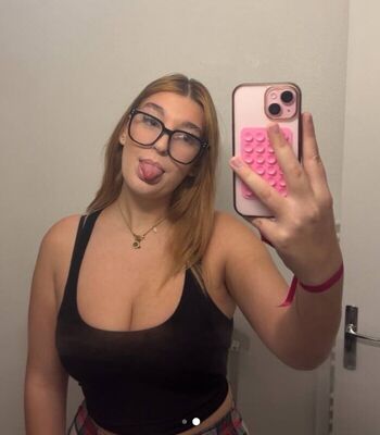 Full leaked Bobbie moore page private photo