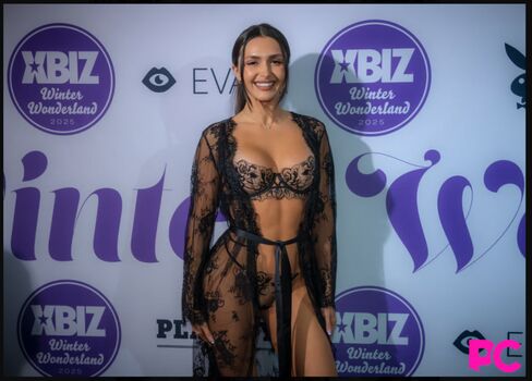 Full leaked Bobbie moore page private photo
