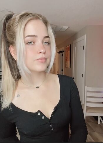 Full leaked Bobbie moore page private photo