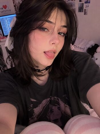 Full leaked Bobbie moore page private photo