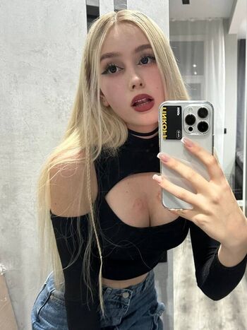 Full leaked Bobbie moore page private photo