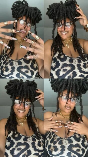 Full leaked Boberelle page private onlyfans photo