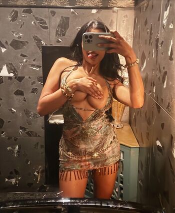 Full leaked Bollywoodtrapqueen private photo