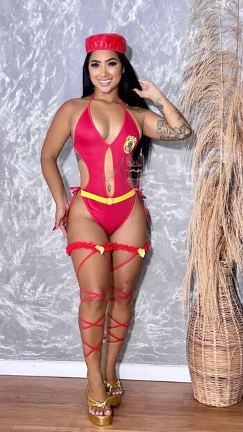 Full leaked Bombeira private onlyfans photo