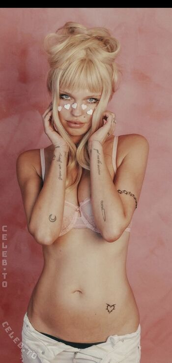 Full leaked Bonnie strange private photo