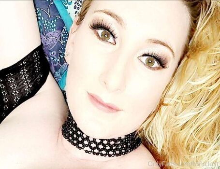 Full leaked Bonnie tonic private onlyfans photo