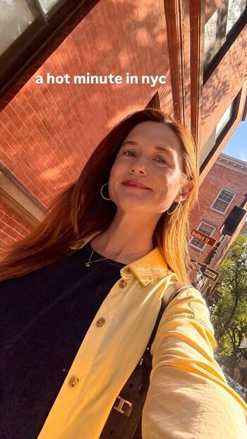 Full leaked Bonnie wright private photo