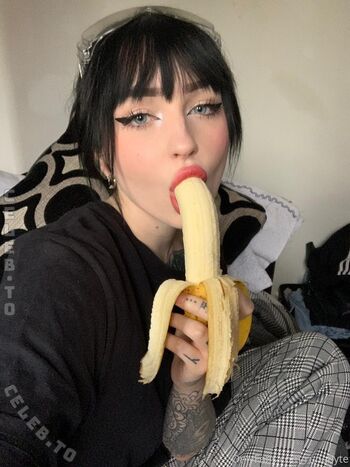 Full leaked Booba exe private photo