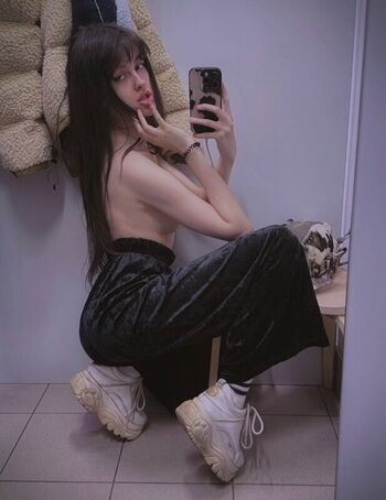 Full leaked Booheykids private photo