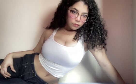 Full leaked Bootlegshakira private photo