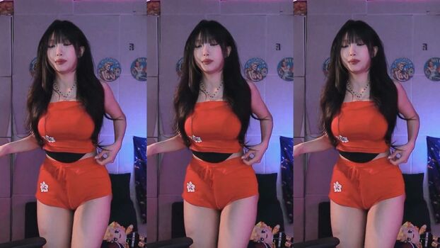 Full leaked Bossberry page private onlyfans photo