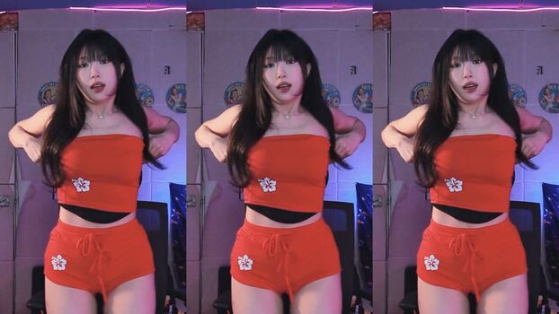 Full leaked Bossberry page private onlyfans photo