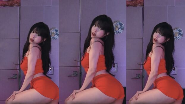 Full leaked Bossberry page private onlyfans photo