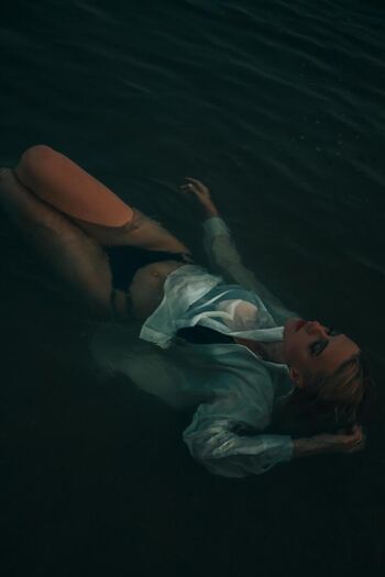 Full leaked Boudoir page private photo