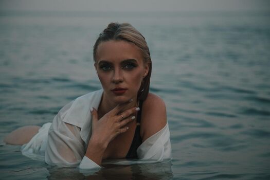 Full leaked Boudoir page private photo