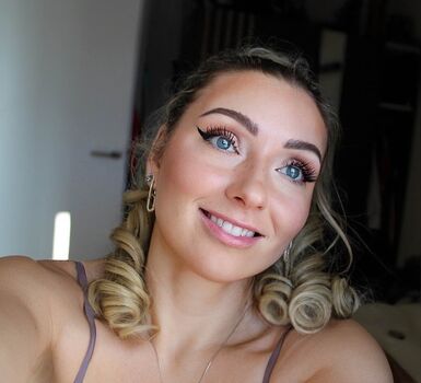 Full leaked Bouncing angel page private photo