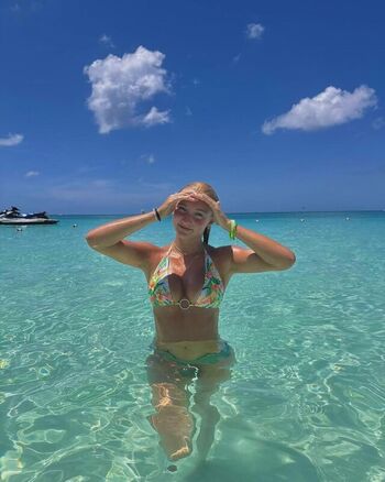 Full leaked Boutinela babes private photo