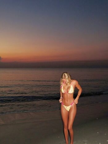 Full leaked Boutinela babes private photo