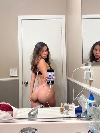 Full leaked Brattycyn private photo