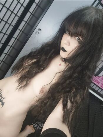Full leaked Brattypixie private photo