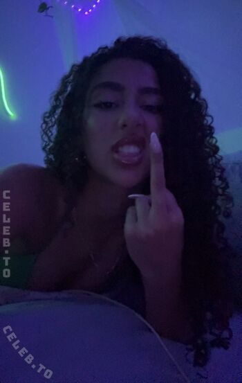 Full leaked Brazil mommy private onlyfans photo