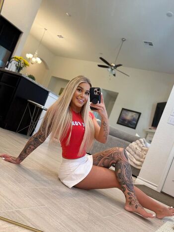 Full leaked Brazybecca private onlyfans photo