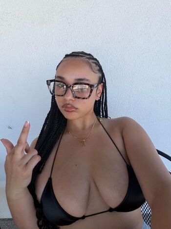 Full leaked Breah hicks private photo