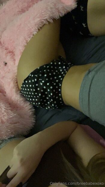 Full leaked Breebabexoxoo private photo